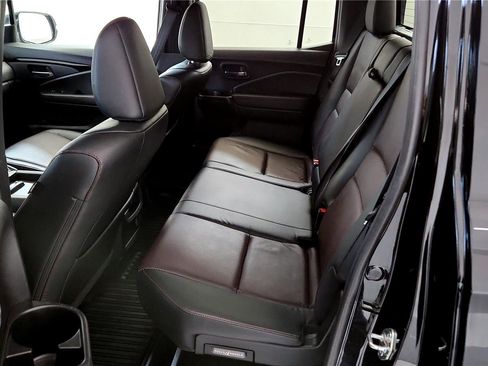 Used 2019 Honda Ridgeline Black Edition image 24