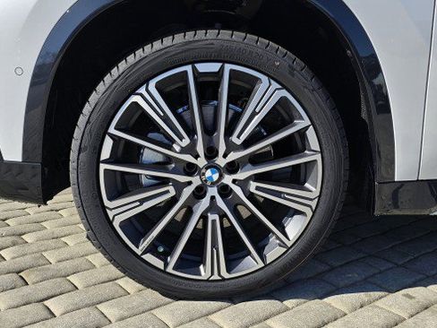 New 2026 BMW X1 xDrive28i w/ Technology Package image 11