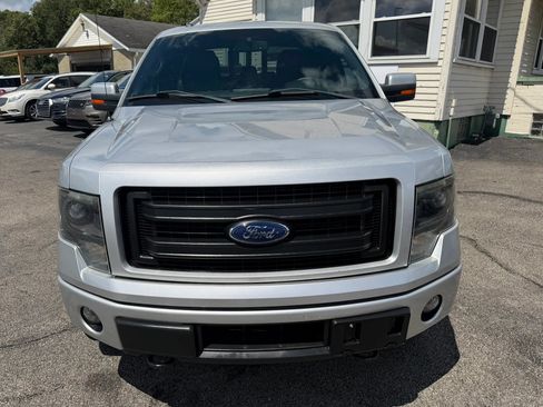 Used 2014 Ford F150 FX4 w/ Equipment Group 402A Luxury AWD/4WD image 4