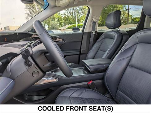 Certified 2024 Lincoln Nautilus Reserve image 20