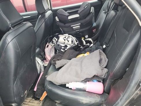 Used 2020 Ford Fusion Titanium image 11