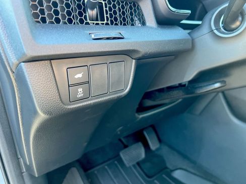 Used 2025 Honda CR-V Sport-L image 16