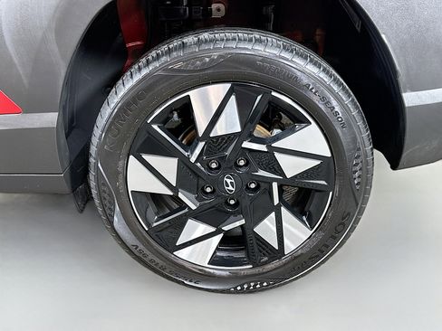 Certified 2025 Hyundai Kona SEL AWD/4WD image 28