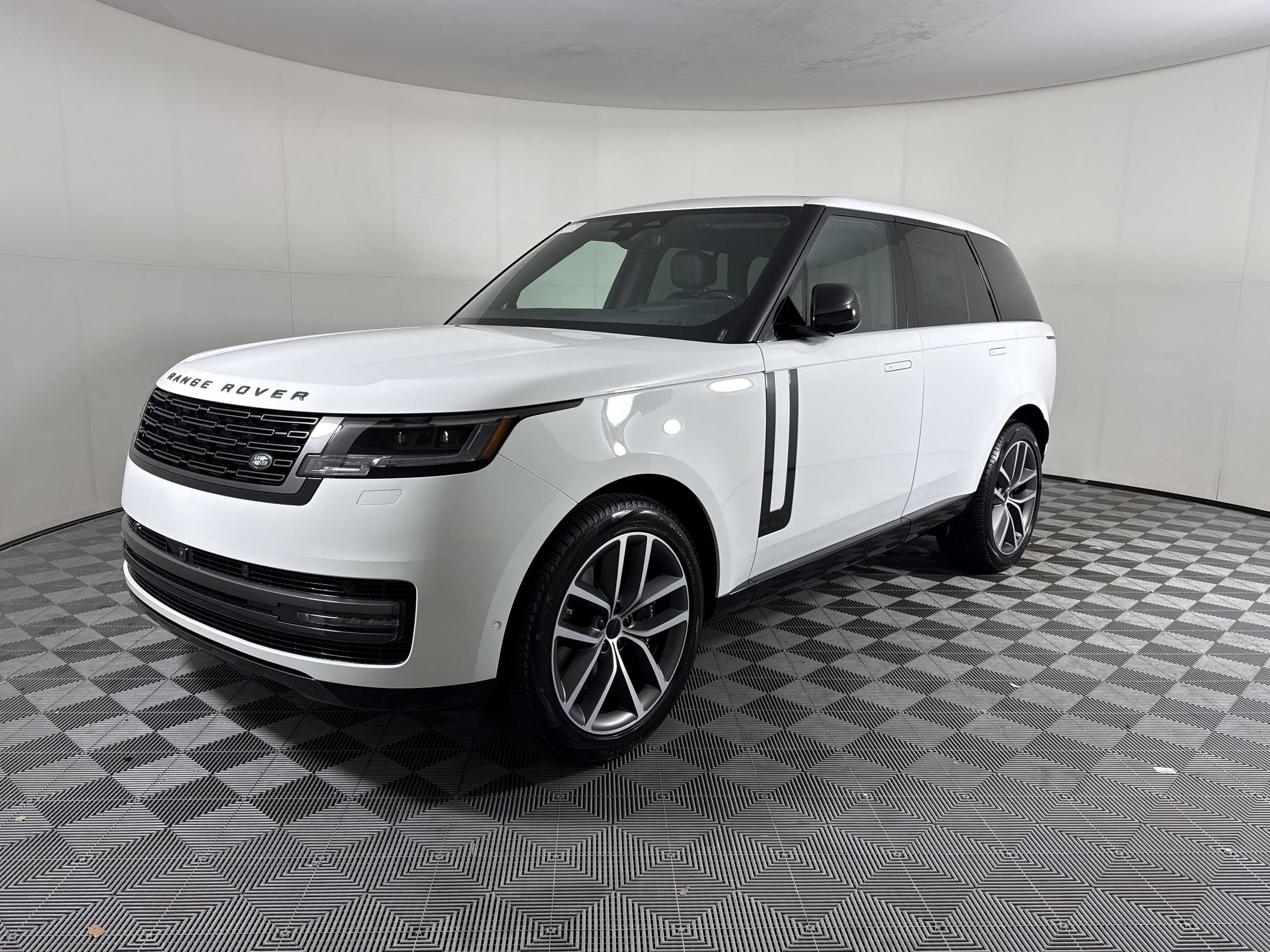 New 2026 Land Rover Range Rover SE AWD/4WD image 1