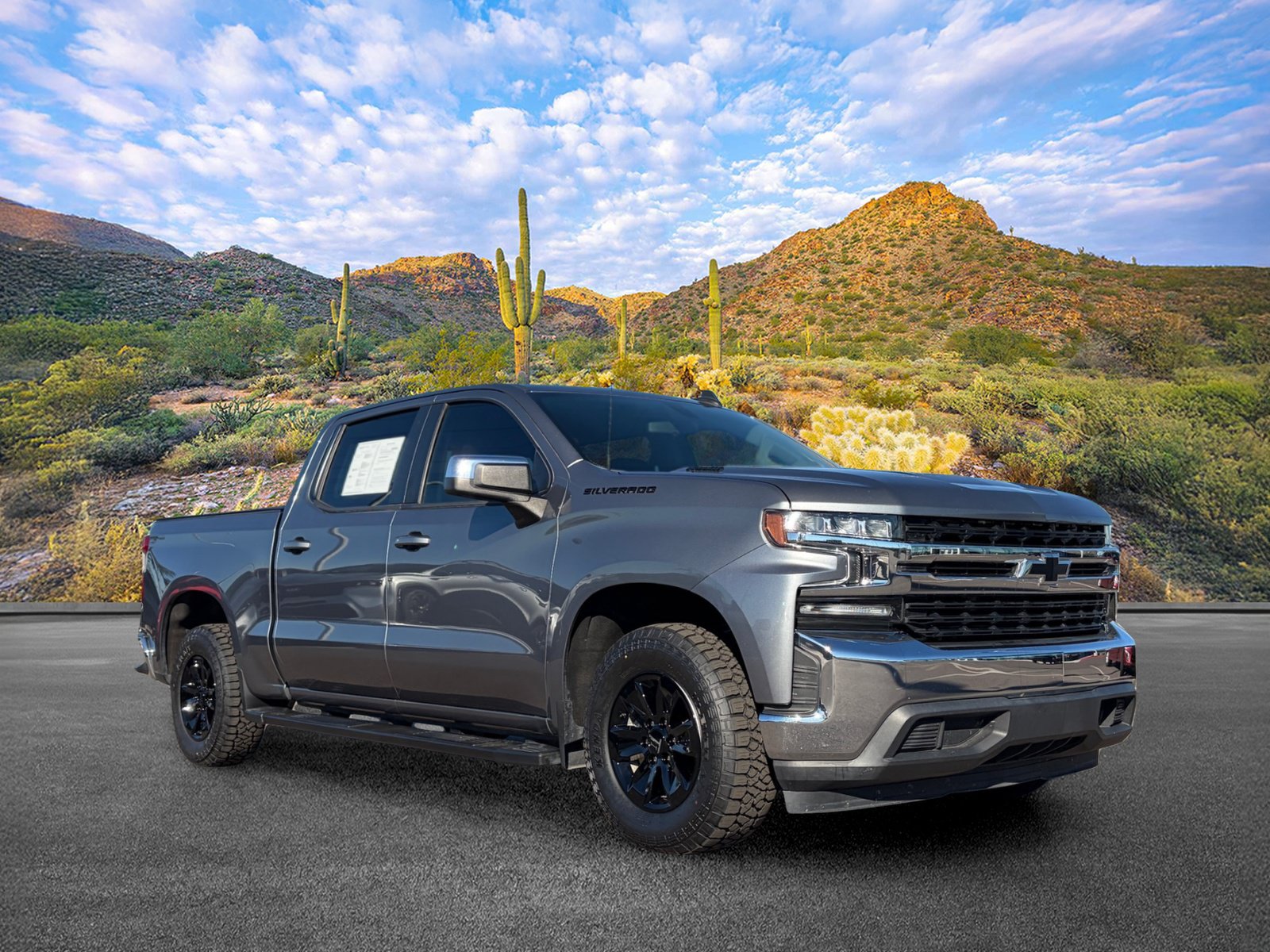 Used 2021 Chevrolet Silverado 1500 LT w/ LPO, Dark Essentials Package RWD image 2
