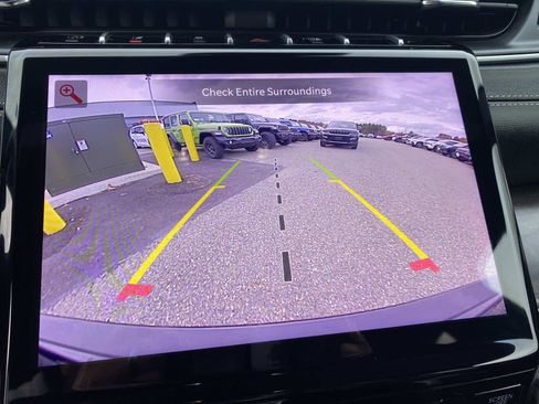 Certified 2024 Jeep Grand Cherokee Limited image 13