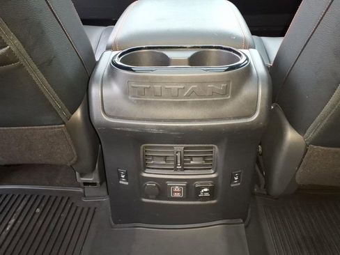 Used 2024 Nissan Titan PRO-4X w/ Pro-4x Convenience Package image 7