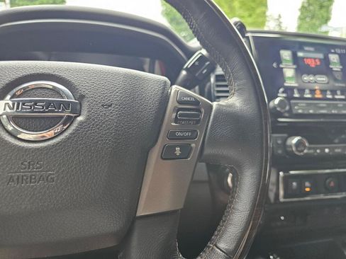 Used 2021 Nissan Titan Platinum Reserve AWD/4WD image 33
