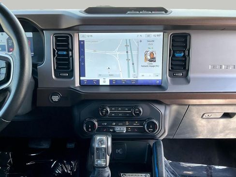 Used 2022 Ford Bronco Outer Banks AWD/4WD image 7