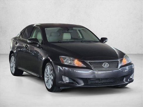 Used 2010 Lexus IS 250 RWD image 3