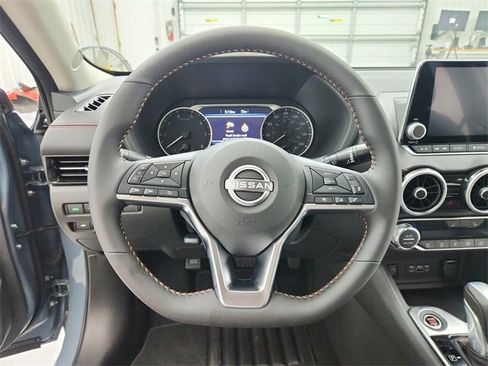 New 2025 Nissan Sentra SR image 22