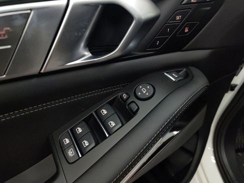 New 2026 BMW X7 xDrive40i w/ M Sport Package image 12