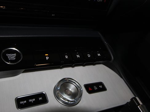 New 2026 Lincoln Navigator Reserve AWD/4WD image 14