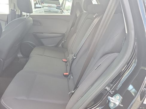 Used 2023 Nissan Rogue S AWD/4WD image 17