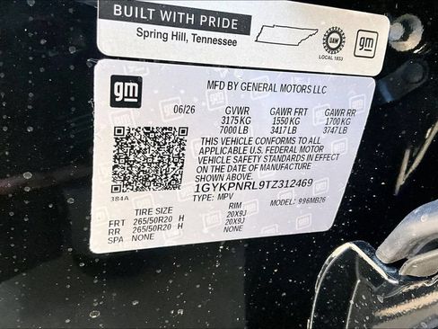 New 2026 Cadillac Lyriq Luxury w/ LPO, Floor Liner Package AWD/4WD image 36