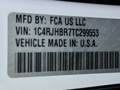New 2026 Jeep Grand Cherokee Limited w/ Limited Altitude Package AWD/4WD image 16