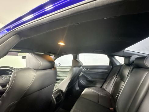 Used 2021 Honda Accord Sport image 13