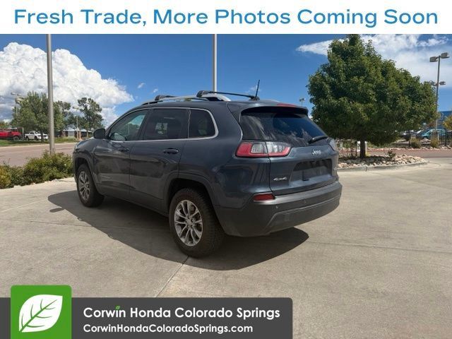 Used 2021 Jeep Cherokee Latitude Plus w/ Mopar Interior Package AWD/4WD image 5