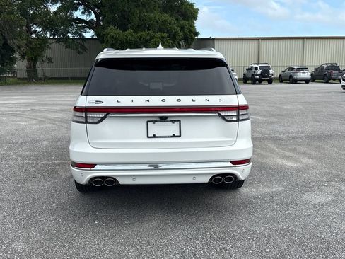 Used 2022 Lincoln Aviator Black Label AWD/4WD image 7