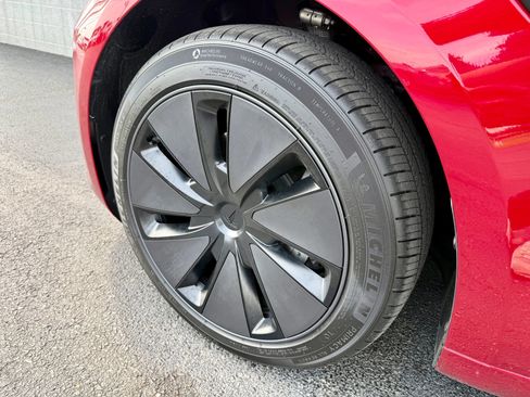 Used 2025 Tesla Model 3 Long Range RWD image 10