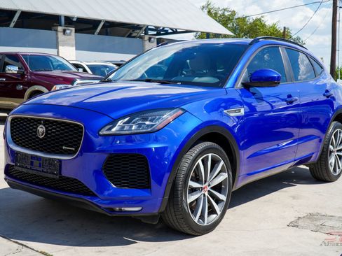 Used 2018 Jaguar E-PACE R-Dynamic HSE image 3