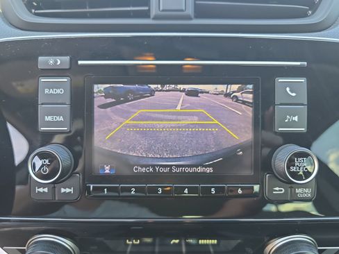 Used 2020 Honda CR-V LX image 18
