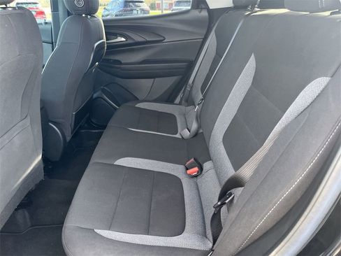 Certified 2022 Chevrolet TrailBlazer LT w/ Driver Confidence Package image 22