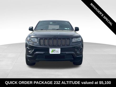 Used 2014 Jeep Grand Cherokee Altitude AWD/4WD image 2