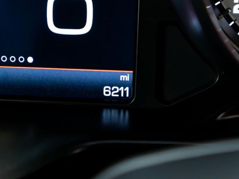 Used 2018 Ferrari 812 Superfast RWD image 14