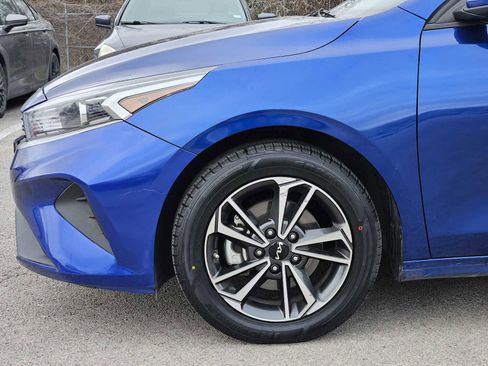 Used 2023 Kia Forte LXS image 8