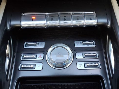 Certified 2025 Lincoln Nautilus Reserve AWD/4WD image 26