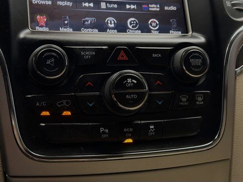 Used 2014 Jeep Grand Cherokee Overland image 10