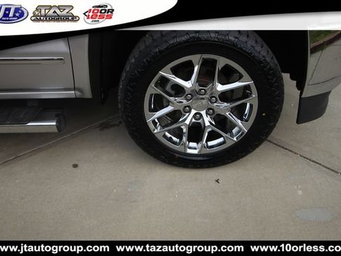 Used 2018 GMC Sierra 1500 SLT AWD/4WD image 9