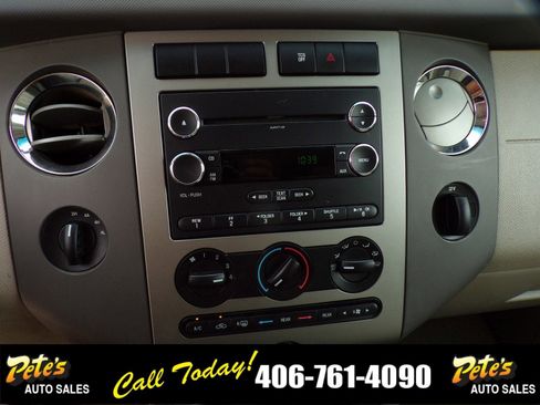 Used 2014 Ford Expedition XL image 25