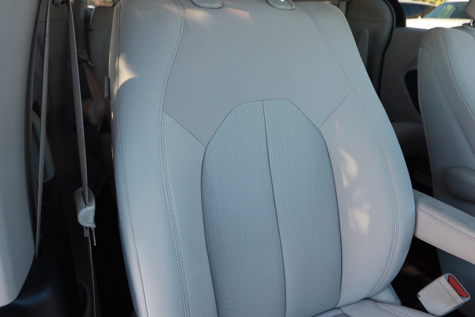 Used 2017 Chrysler Pacifica Touring w/ Tire & Wheel Group FWD image 28