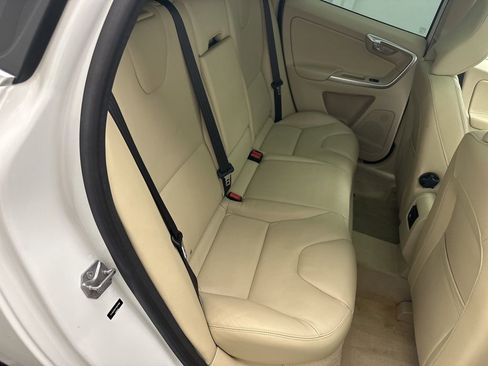 Used 2015 Volvo XC60 T6 Platinum AWD/4WD image 10