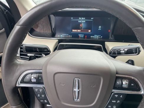 Used 2022 Lincoln Navigator Reserve image 14