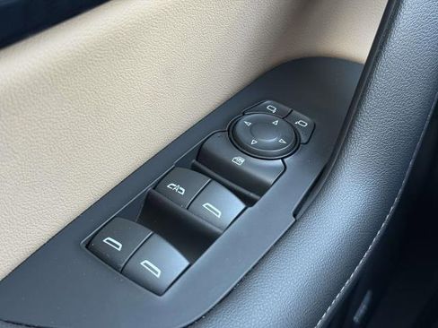 Used 2023 Chevrolet Blazer Premier w/ Driver Confidence II Package image 18