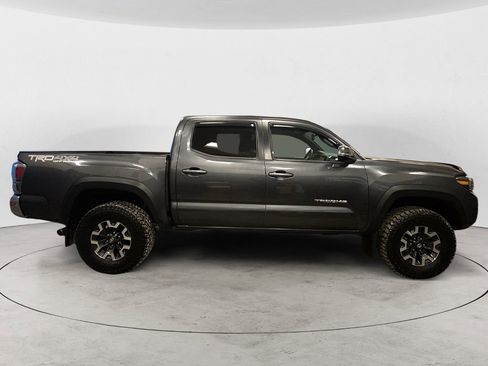 Certified 2023 Toyota Tacoma TRD Off-Road image 4