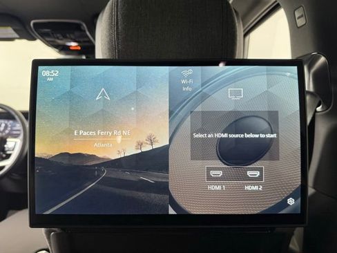 Certified 2025 Land Rover Range Rover SV image 25