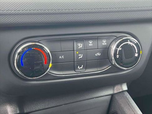 Used 2024 Chevrolet TrailBlazer LS w/ LS Convenience Package image 30