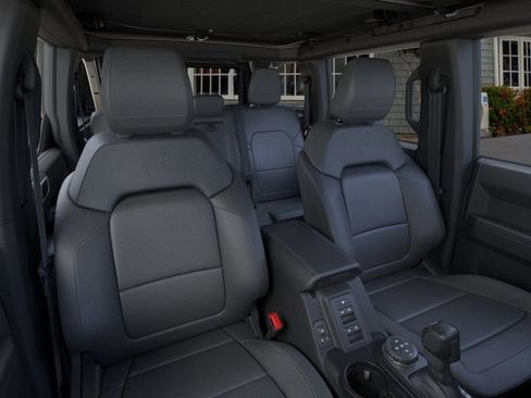 New 2025 Ford Bronco Outer Banks w/ Sasquatch Package image 10