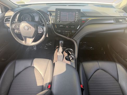 Certified 2022 Toyota Camry SE w/ Carpet Mat Package (TMS) FWD image 10