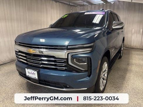 Used 2025 Chevrolet Tahoe Premier w/ Sun And Tow Package AWD/4WD image 6