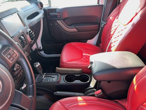 Used 2014 Jeep Wrangler Unlimited Sport w/ Quick Order Package 24S image 20