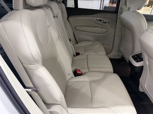 Used 2023 Volvo XC90 B6 Ultimate w/ Lounge Package AWD/4WD image 31