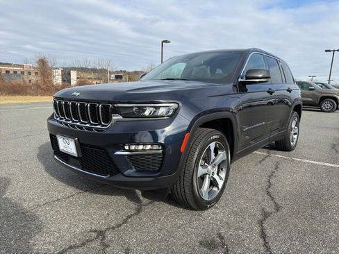 Used 2024 Jeep Grand Cherokee Limited 4xe image 4