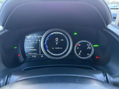 Used 2022 Lexus RX 450h F Sport image 31