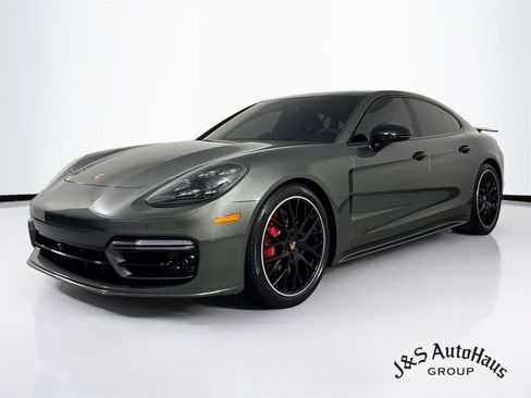 Used 2023 Porsche Panamera GTS AWD/4WD image 3