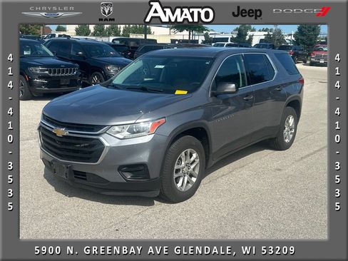 Used 2021 Chevrolet Traverse LS AWD/4WD image 1